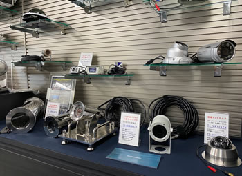 �����E�C���J����